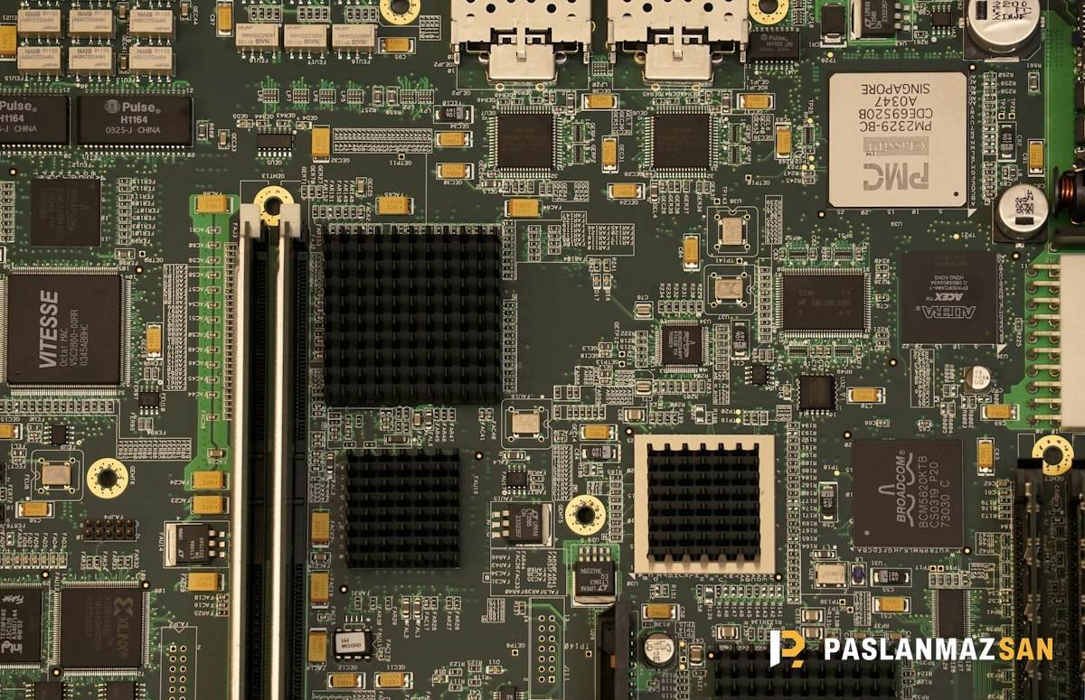 Bilgisayar anakartı yakın çekim — Elektronik Hurda